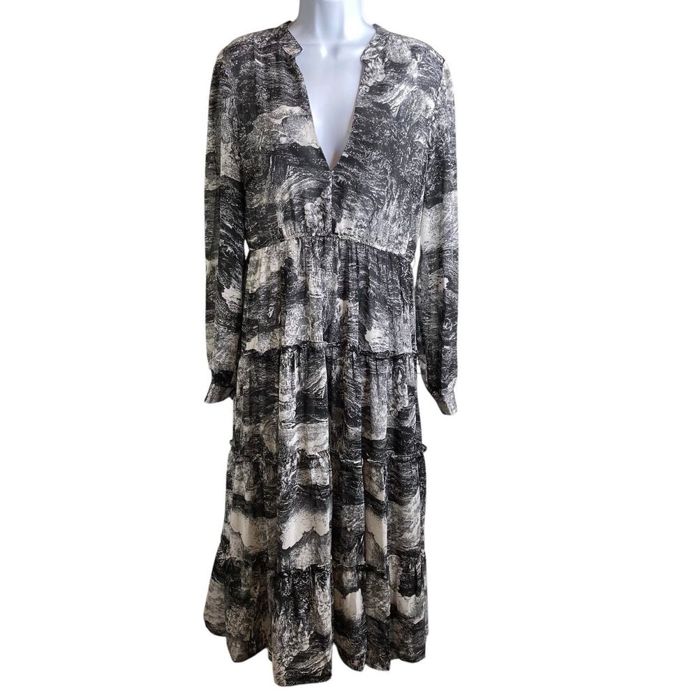 Elan Womenโsโ Gray Abstract Tiered Maxi Dress Size M Moto Boho Flowy Statement